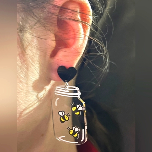 Jewelry - Clear Acrylic Bee Earrings